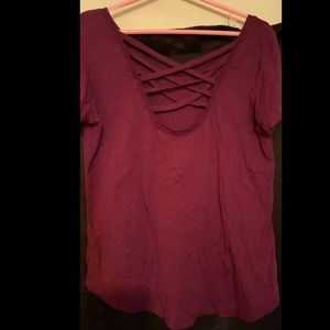 Women’s Crisscross Cut-out V neck Shirt